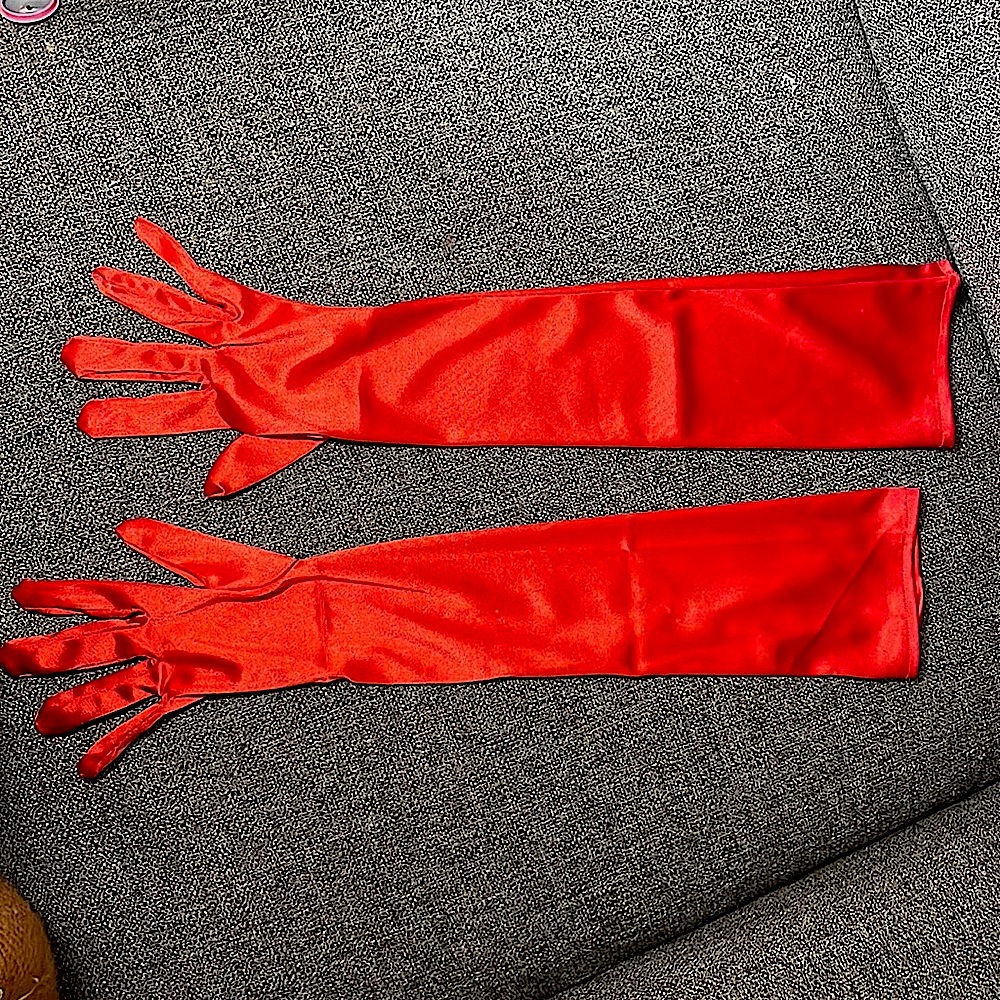 Red Gloves